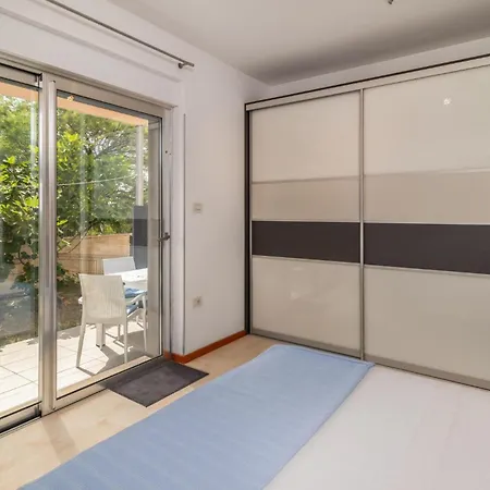 Apartman In Rab With House Sea View Palit