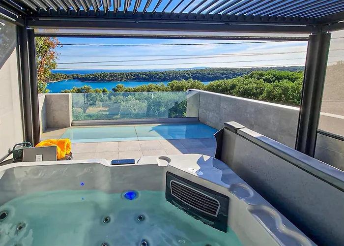 Apartamento Stunning In Rab With Kitchen *