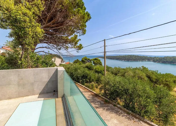 Apartamento Stunning In Rab With Kitchen