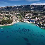 In Rab With House Sea View Апартаменты Palit