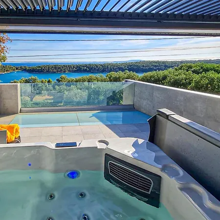 Appartamento Stunning In Rab With Kitchen *