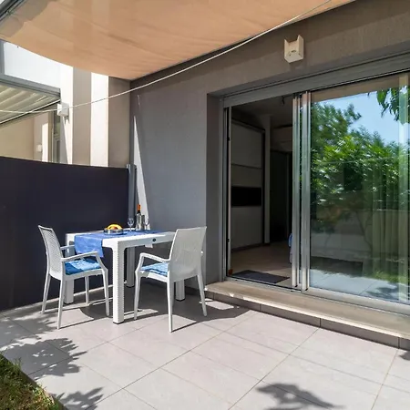 Stunning In Rab With Kitchen Palit