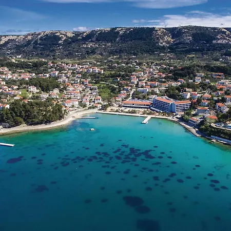 Stunning In Rab With Kitchen Appartamento Palit