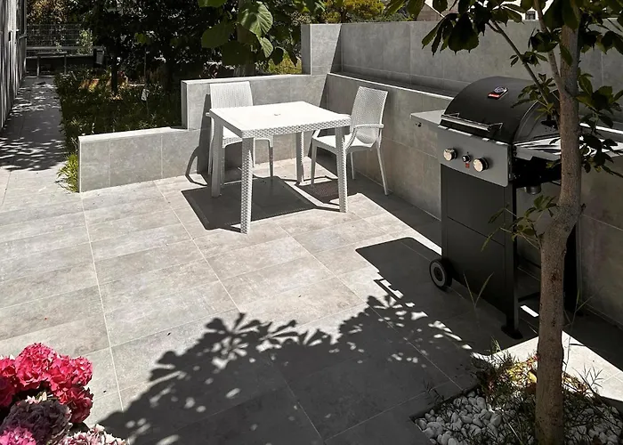 Stunning In Rab With Kitchen Apartment Palit