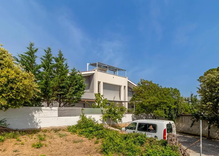 Stunning In Rab With Kitchen